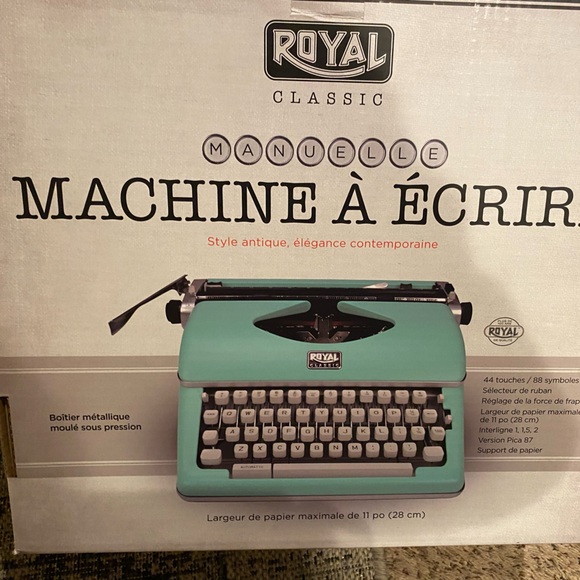 Royal typewriter, Teal, Decorative Accents for Home and functional. - Picture 2 of 14